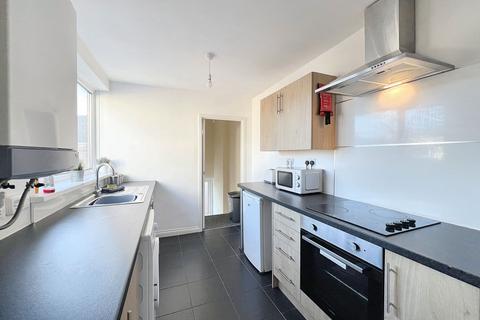 3 bedroom flat for sale, Laurel Street, Wallsend, Tyne and Wear, NE28 6PQ