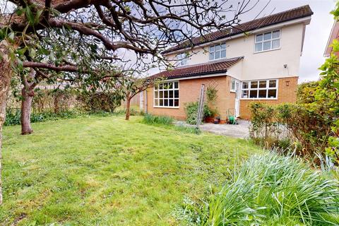 4 bedroom detached house to rent, Arrowfield Close, Whitchurch