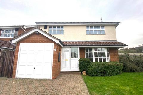 4 bedroom detached house to rent, Arrowfield Close, Whitchurch