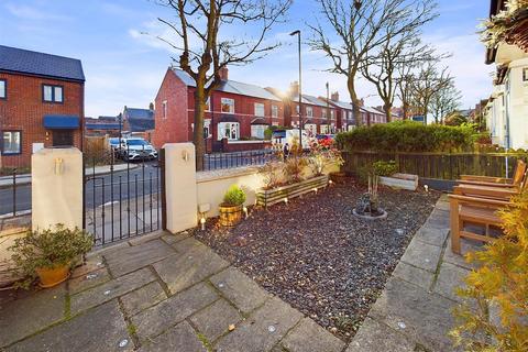 3 bedroom semi-detached house for sale, Marine Gardens, Whitley Bay