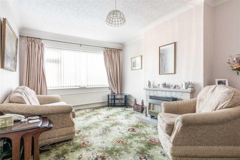 2 bedroom semi-detached bungalow for sale, Beech Close, Leeds