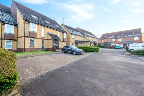 4 Heatherbank Close, Crayford, Dartford, DA1 3PN