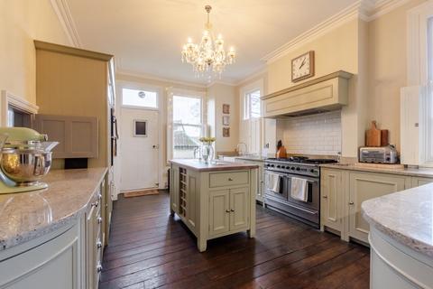 4 bedroom house for sale, Priestlands Park Road, Sidcup, DA15