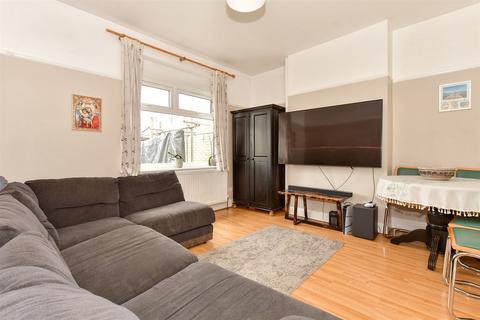 3 bedroom terraced house for sale, St. Barnabas Road, Woodford Green, Essex