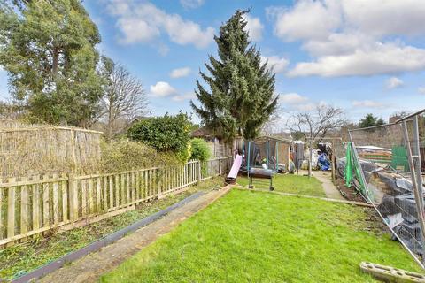 3 bedroom terraced house for sale, St. Barnabas Road, Woodford Green, Essex