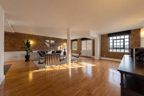 undefined, Great Jubilee Wharf, Wapping E1W