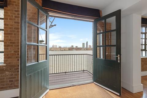 undefined, Great Jubilee Wharf, Wapping E1W