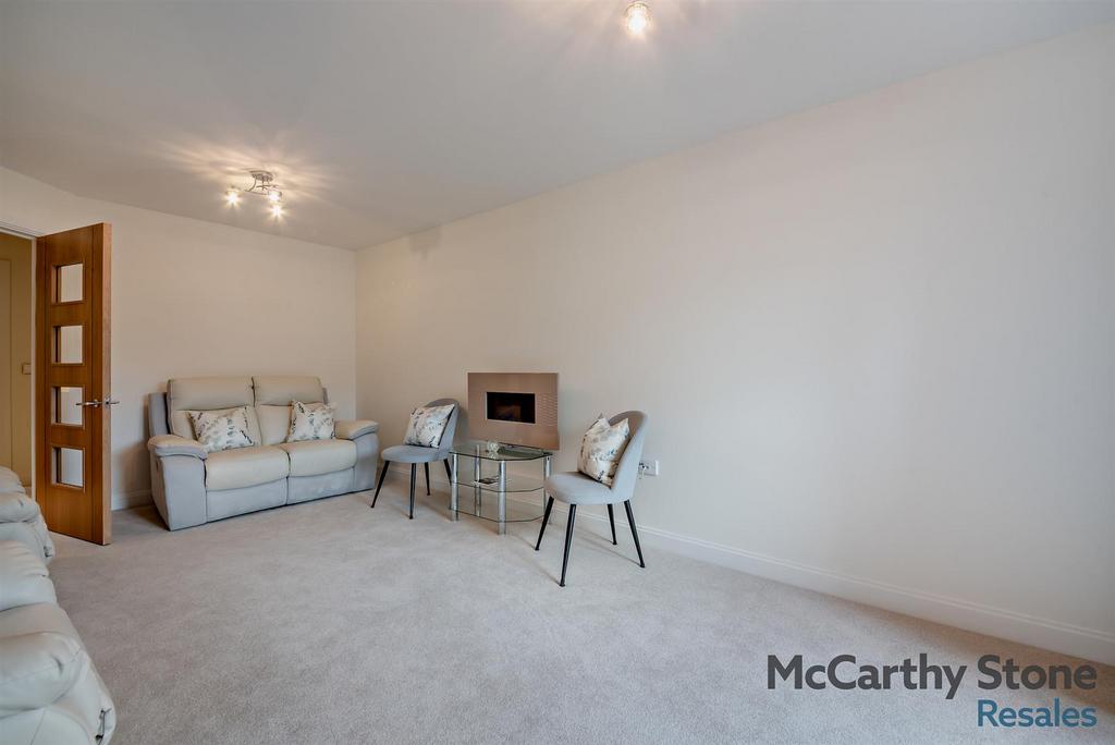 8631871-interior10-800.jpg