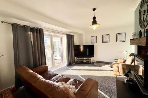 10 Albert Road, Fairfield, Stockton-on-tees, TS19 7EW