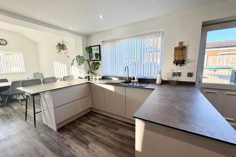 10 Albert Road, Fairfield, Stockton-on-tees, TS19 7EW