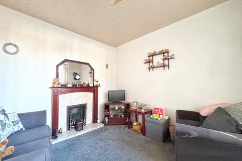 2 bedroom semi-detached house for sale, Barnfield Street, Denton