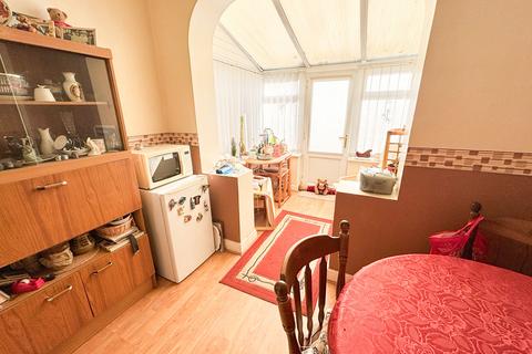 5 Barnfield Street, Denton, Manchester, M34 3PE