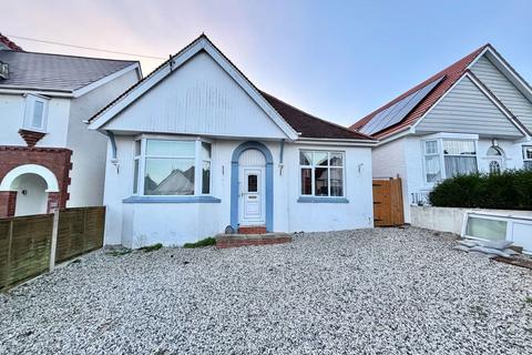 4 bedroom detached bungalow for sale, Tarraway Road, Paignton