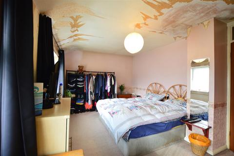 2 bedroom terraced house for sale, Travic Road, Slough