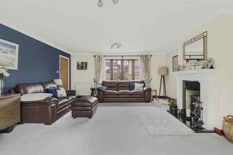 4 bedroom detached house for sale, Feltons, Ely CB7