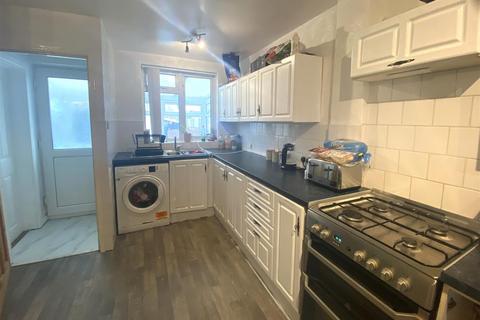 3 bedroom house for sale, Middleburg Street, Hull