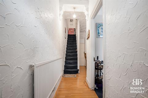 3 bedroom terraced house for sale, Trumpington Road, London