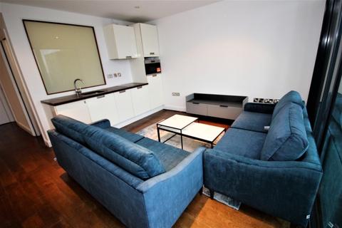 2 bedroom apartment to rent, Beetham Tower, 301 Deansgate, Manchester M3