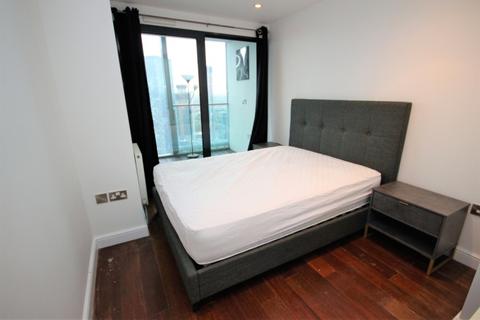 2 bedroom apartment to rent, Beetham Tower, 301 Deansgate, Manchester M3