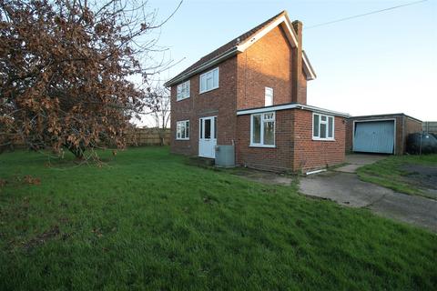 3 bedroom detached house to rent, Heveningham