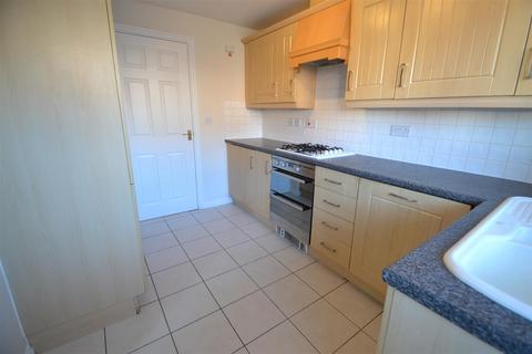 4 bedroom end of terrace house to rent, Cutters Row, Norwich