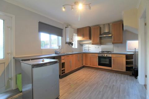 2 bedroom semi-detached house to rent, Clifford Avenue, Beeston, Nottingham, NG9 2QN