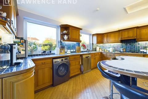 4 bedroom end of terrace house for sale, Bessingby Road, Ruislip, Middlesex, HA4