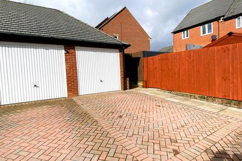 3 bedroom semi-detached house for sale, Field Drive, Ilkeston DE7