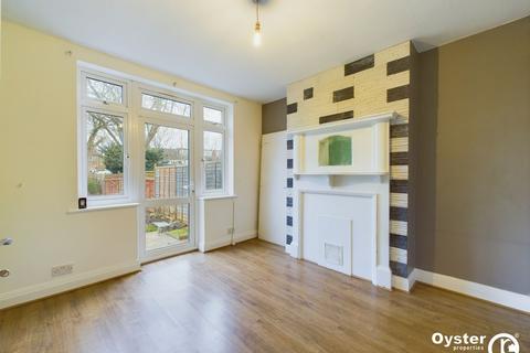 3 bedroom semi-detached house for sale, Charlton Road, Harrow, HA3