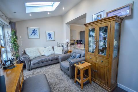 11 School Lane, Greenhill, Sheffield, S8 7RL