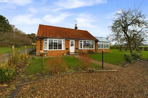 3 bedroom detached bungalow for sale, Little Fountain Cottage, Wilfholme Road, Watton, Driffield, YO25 9HZ