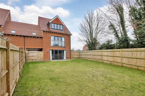 Thorndike Close, Aylesford, Kent, ME20