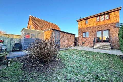 3 bedroom detached house for sale, 3 Shinwell Place, Rosyth