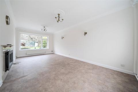 2 bedroom bungalow to rent, Claverham Way, Battle