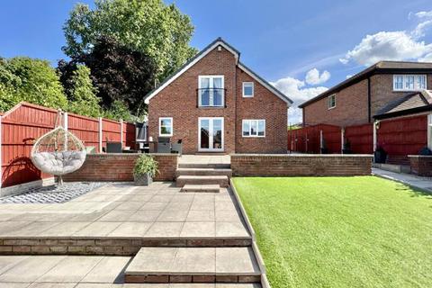 4 bedroom detached house for sale, Farview House, Station Road, Ryhill, WF4 2BZ