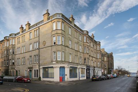 1 bedroom flat for sale, 2/4 Craighall Crescent, Trinity, Edinburgh, EH6 4RY