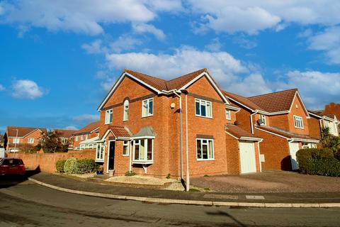 4 bedroom detached house for sale, Boston Close, Sovereign Harbour, Eastbourne, East Sussex, BN23