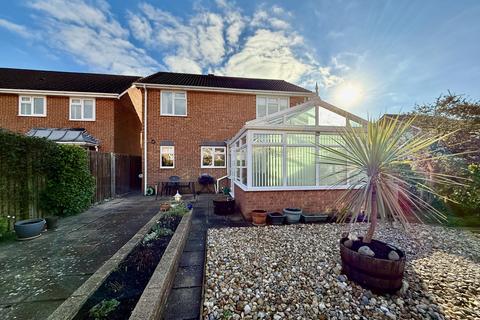 4 bedroom detached house for sale, Boston Close, Sovereign Harbour, Eastbourne, East Sussex, BN23