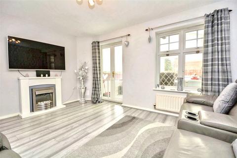 2 bedroom house for sale, Magdalin Drive, Stanningley, Pudsey