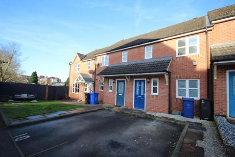 3 bedroom terraced house to rent, Cherry Tree Gardens, Winshill DE15