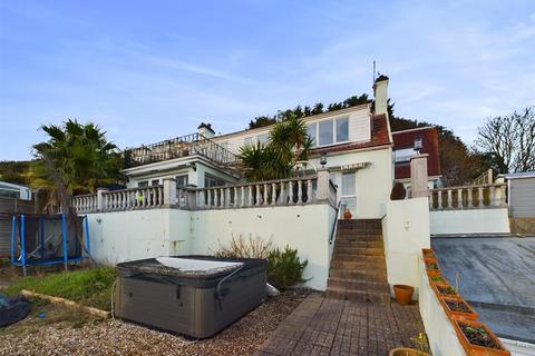 5 bedroom house for sale, A Large Two Generation Family Home