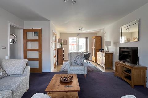 3 bedroom detached house for sale, Outgang Road, Pickering
