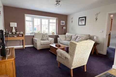 3 bedroom detached house for sale, Outgang Road, Pickering