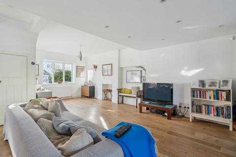 4 bedroom detached house for sale, Winchester Drive, Pinner, HA5