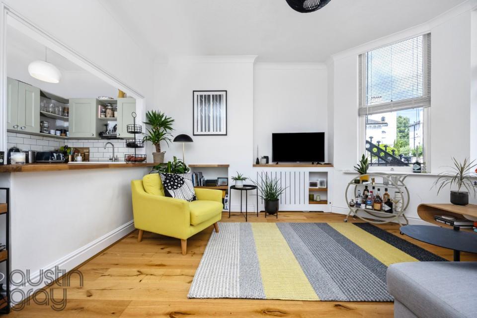 St Michaels Place 19, Flat 2-017.jpg