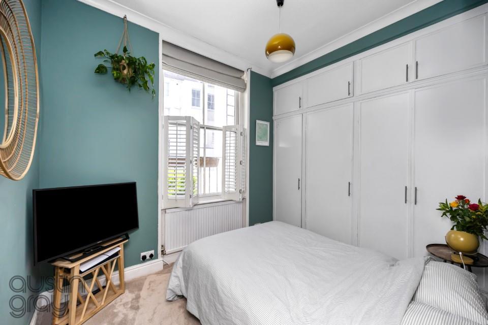 St Michaels Place 19, Flat 2-008.jpg