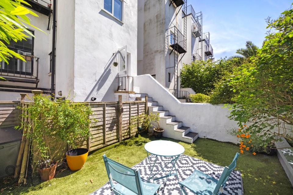 St Michaels Place 19, Flat 2-003.jpg