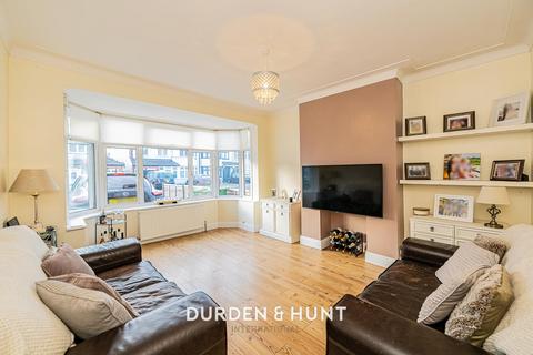 19 Cecil Avenue, Hornchurch, RM11 2NA