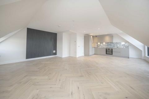 1 bedroom flat for sale, Somerset Road, London W13