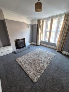 4 bedroom terraced house to rent, Templemore Avenue, Liverpool L18